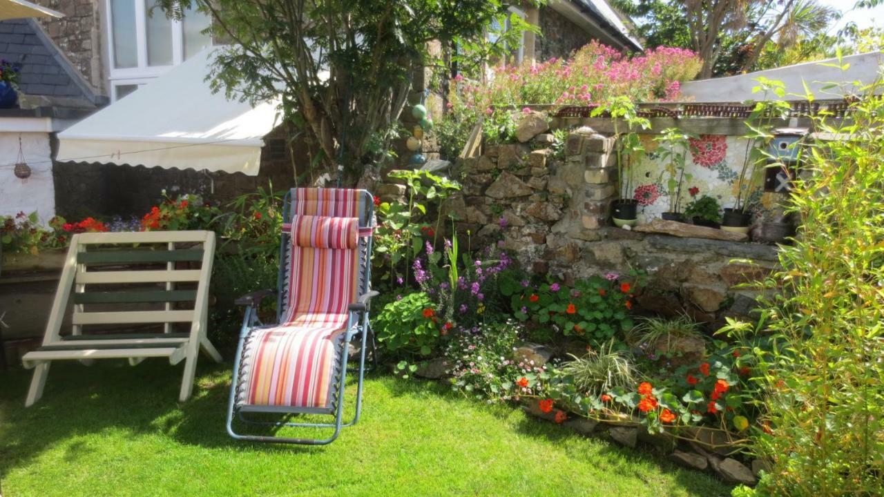 Hamilton Lodge - Cottage Sleeps 8 Fishguard Exterior foto