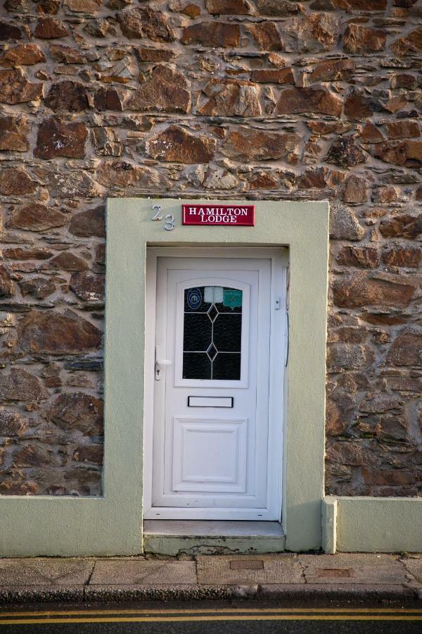 Hamilton Lodge - Cottage Sleeps 8 Fishguard Exterior foto